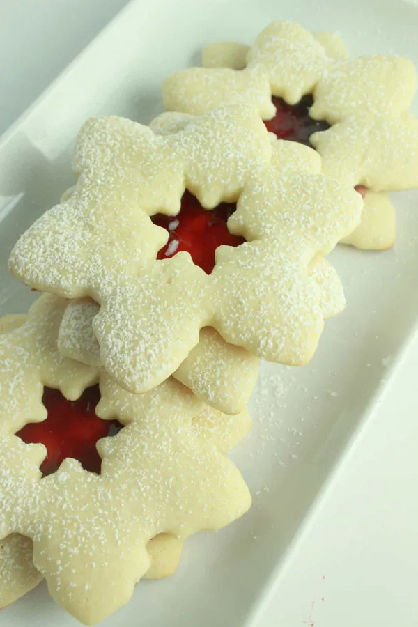 How to make the Best Snowflake Cookies