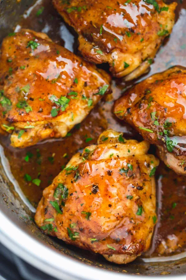 Instant Pot Garlic Brown Chicken