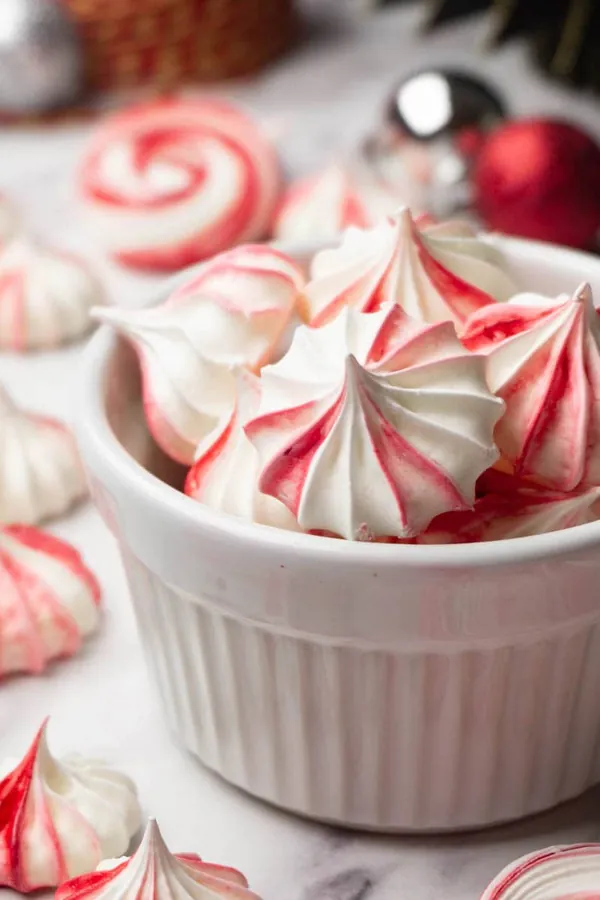 Meringue cookies