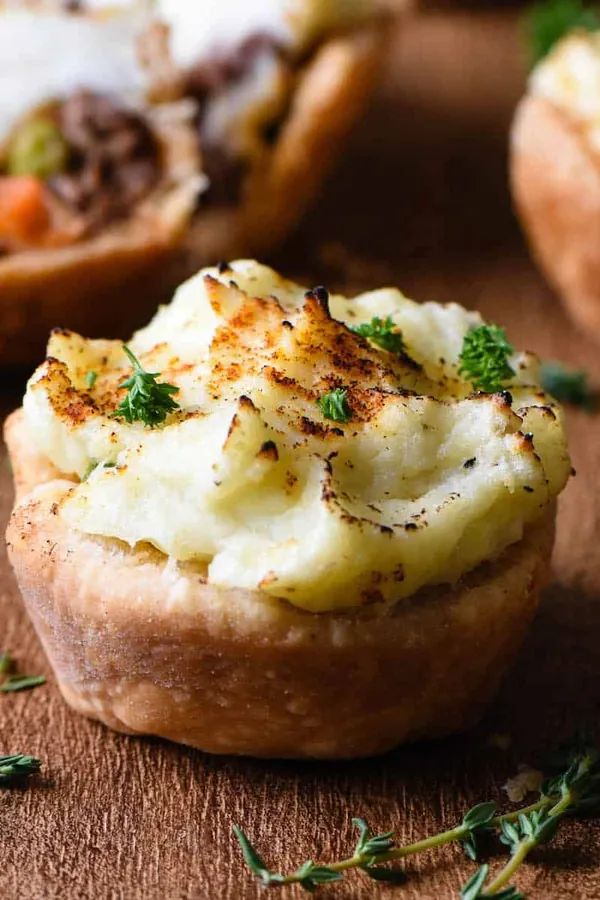 Mini Shepherd's Pie (Individual Muffins)