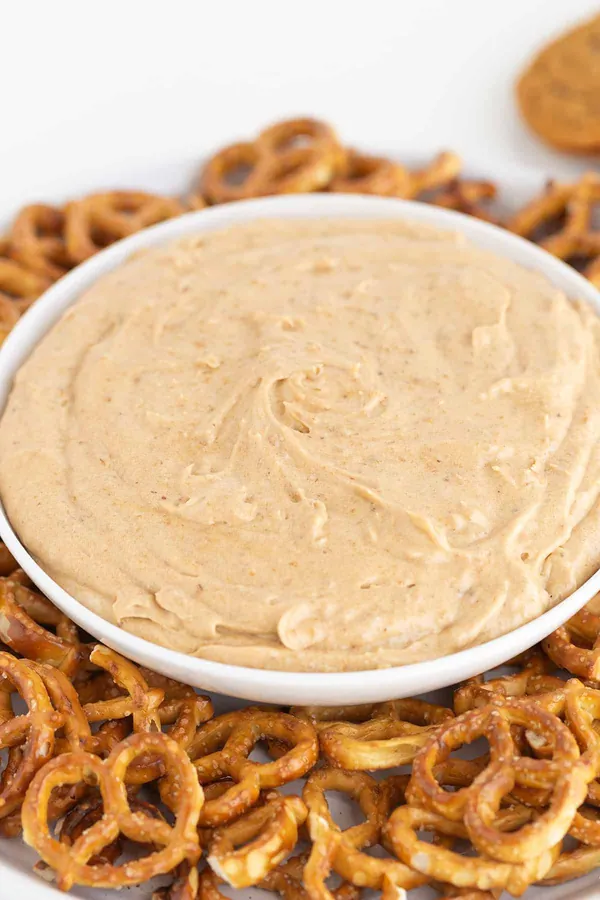 Oatmeal Cream Pie Dip