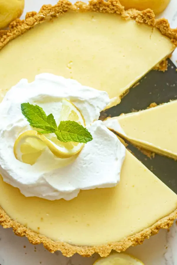 Old Fashioned Lemon Icebox Pie with Condensed Milk