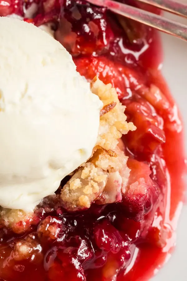 Prize Winning Rhubarb Crumble