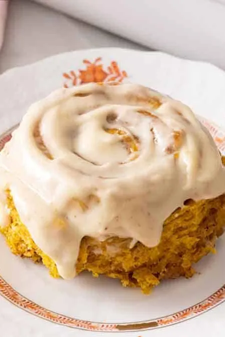 Pumpkin Cinnamon Rolls