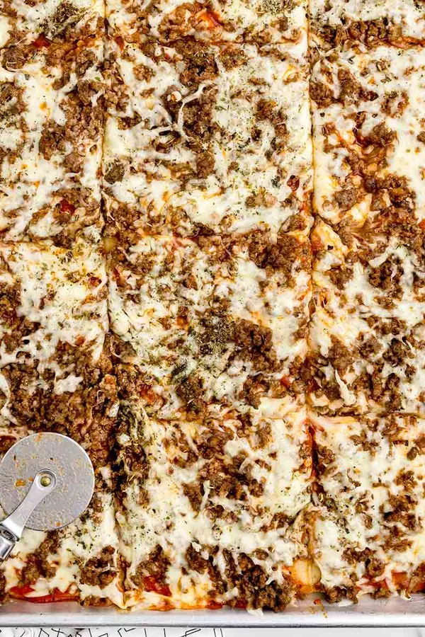 School Pizza