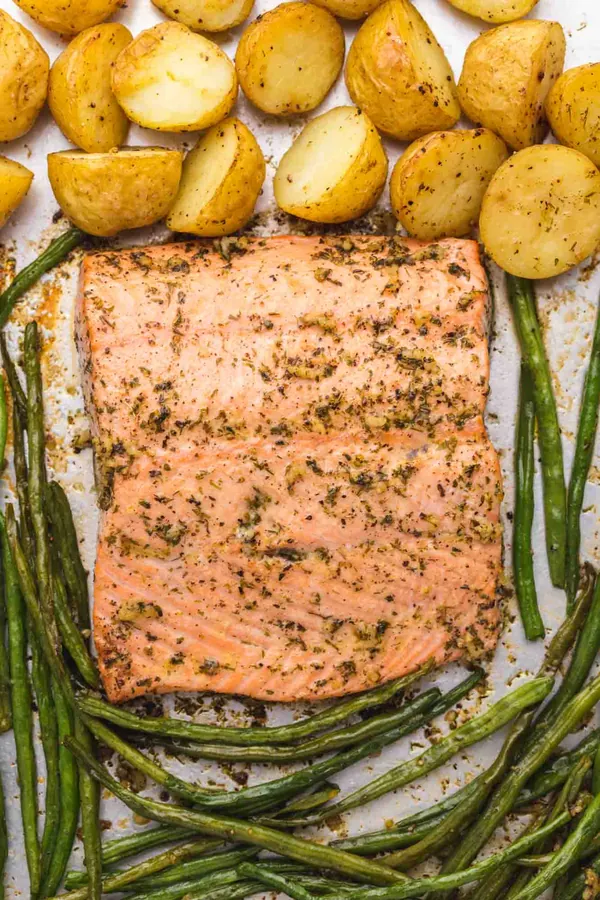 Sheet Pan Garlic Butter Salmon