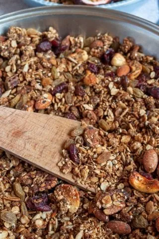 Stovetop Granola 