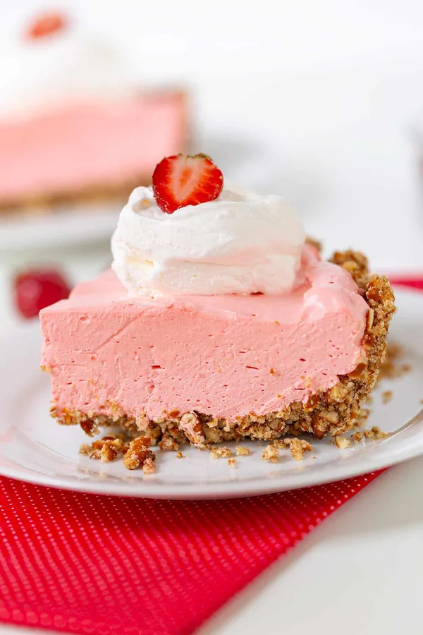 Strawberry Cream Pie