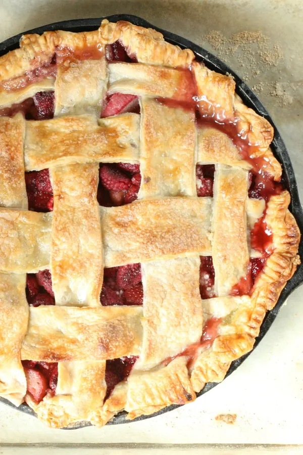 Strawberry Raspberry Rhubarb Pie