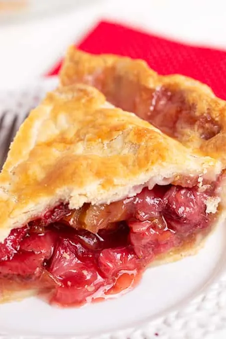 Strawberry Rhubarb Pie