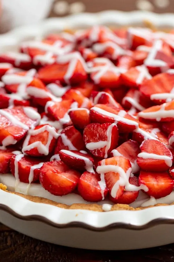 Strawberry White Chocolate Pie
