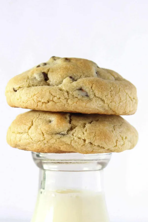 Super Thick Chocolate Chip Cookies