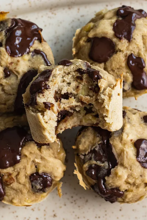 3 Ingredient Banana Oatmeal Muffins (vegan)