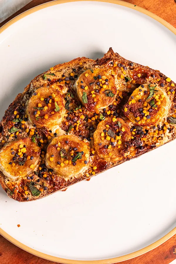 air fryer honey banana tahini toast