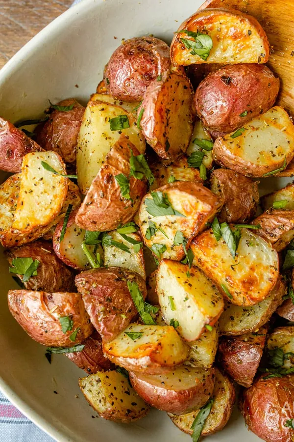 Air Fryer Roasted Potatoes