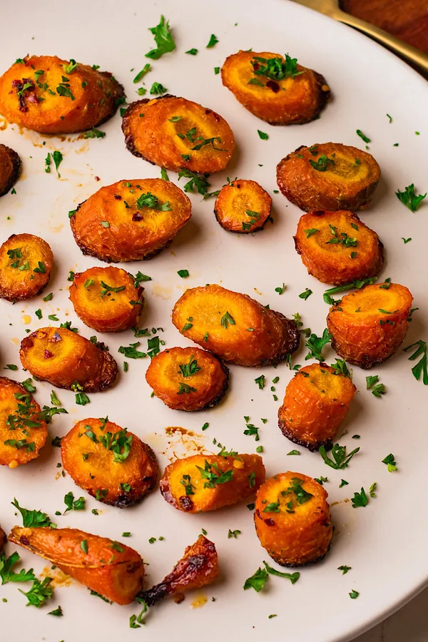 Baked Hot Honey Carrots (air fryer option)