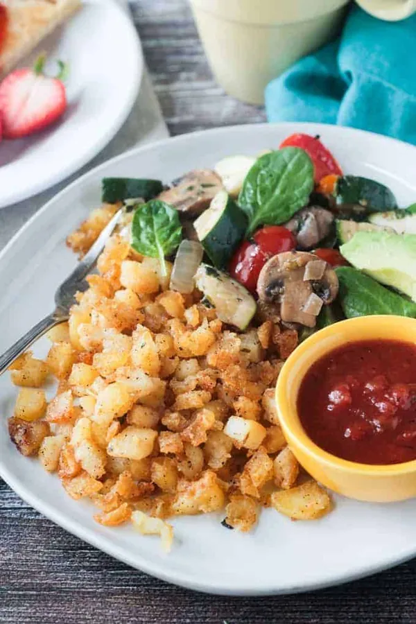 Breakfast Hash Browns and Veggie Skillet