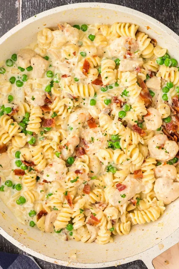 Chicken and Shrimp Carbonara