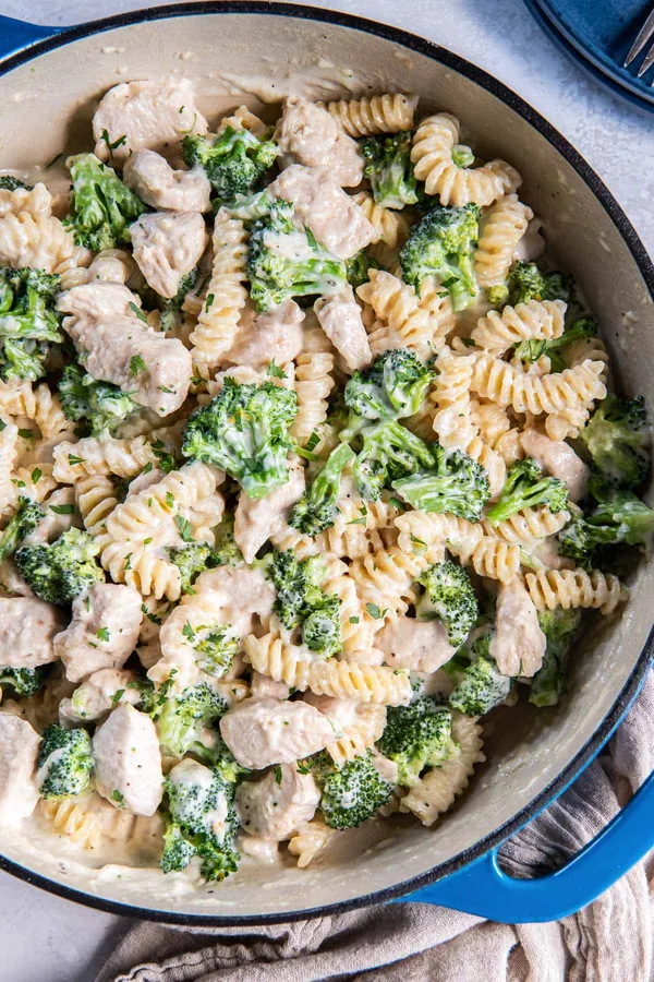 Chicken Broccoli Alfredo