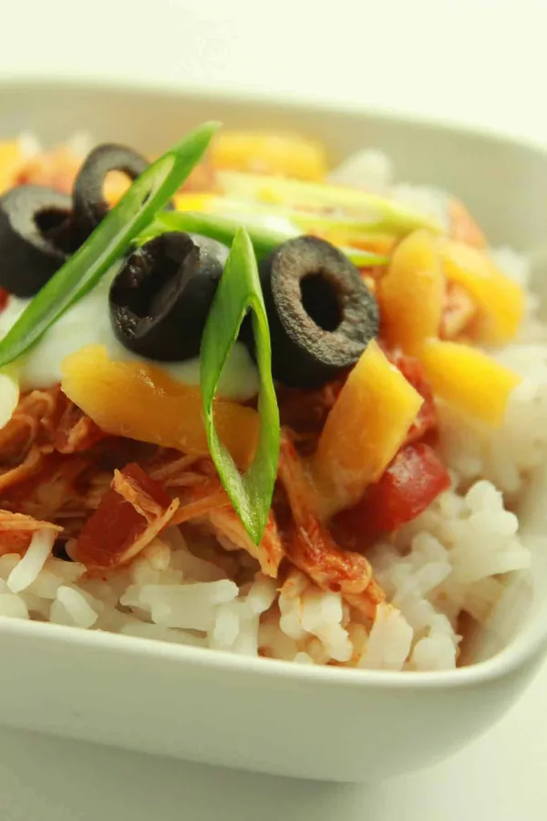 Chicken Enchilada Bowls {Crock Pot}