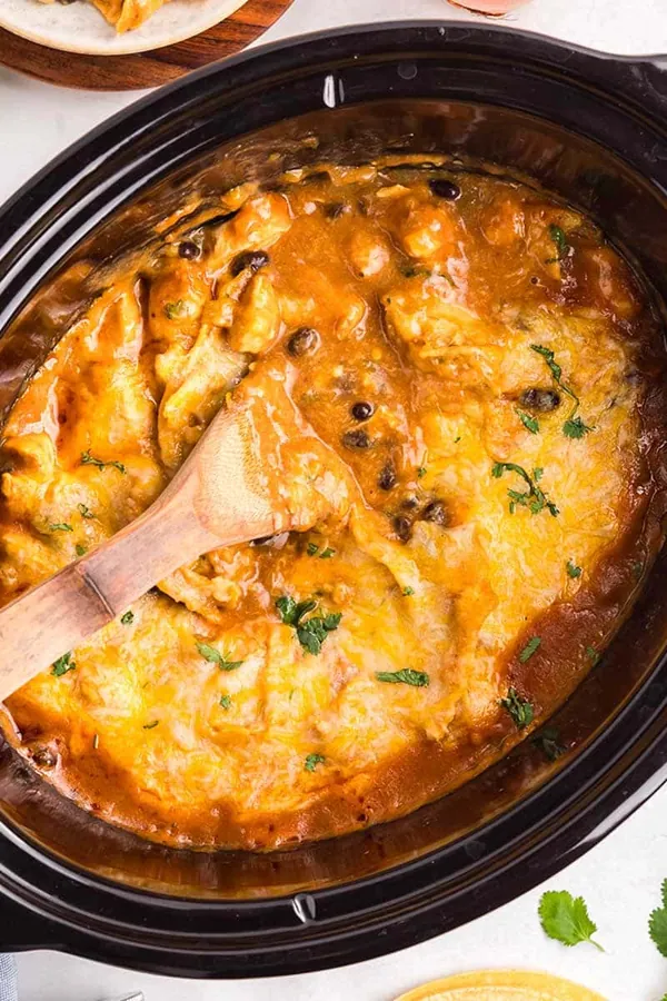 Crockpot Chicken Enchilada Casserole