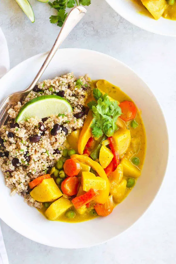 Curry Quinoa Bowl