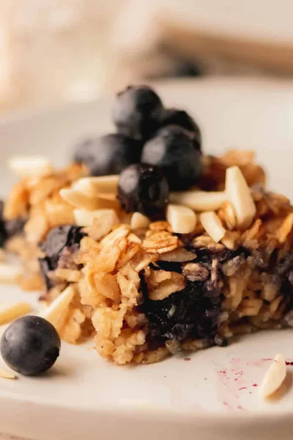 Easy Banana Blueberry Baked Oatmeal