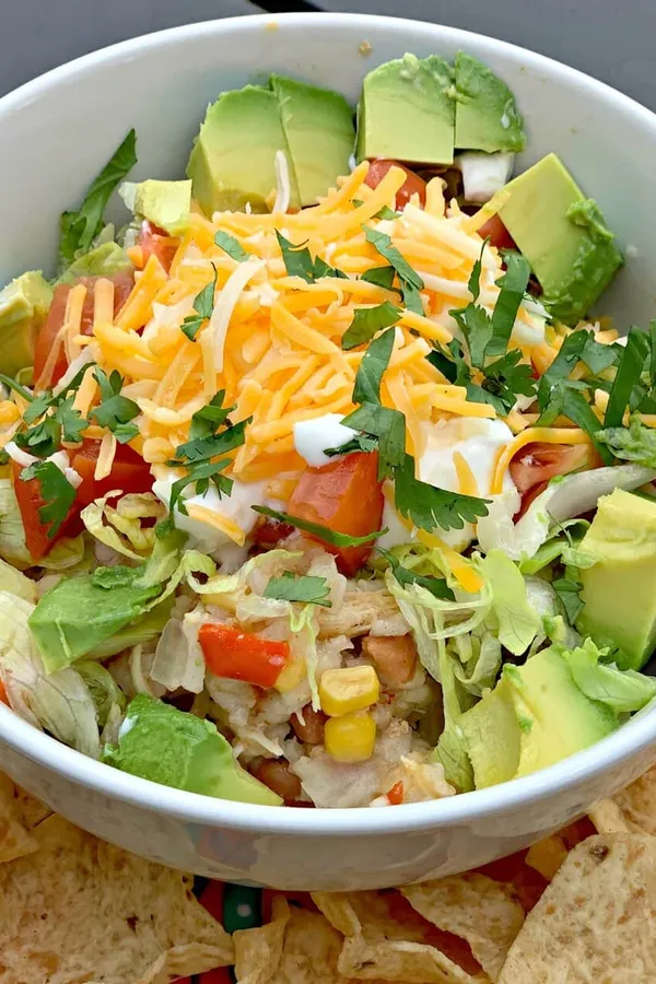 Instant Pot Chicken Burrito Bowls