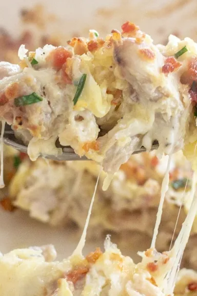 Keto Creamy Chicken Casserole 