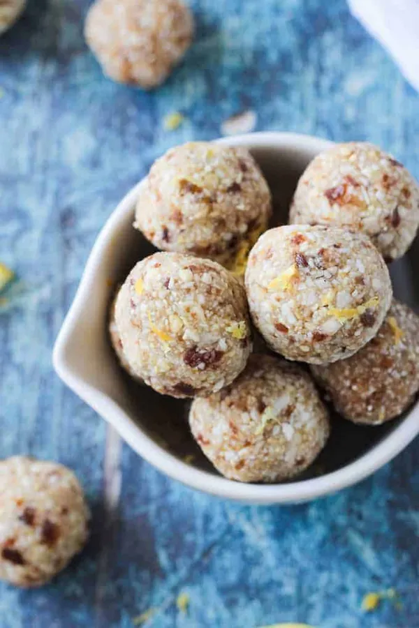 Lemon Coconut Cashew Date Balls
