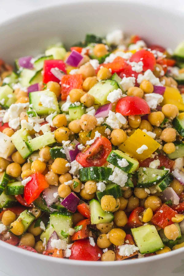 Mediterranean Chickpea Salad