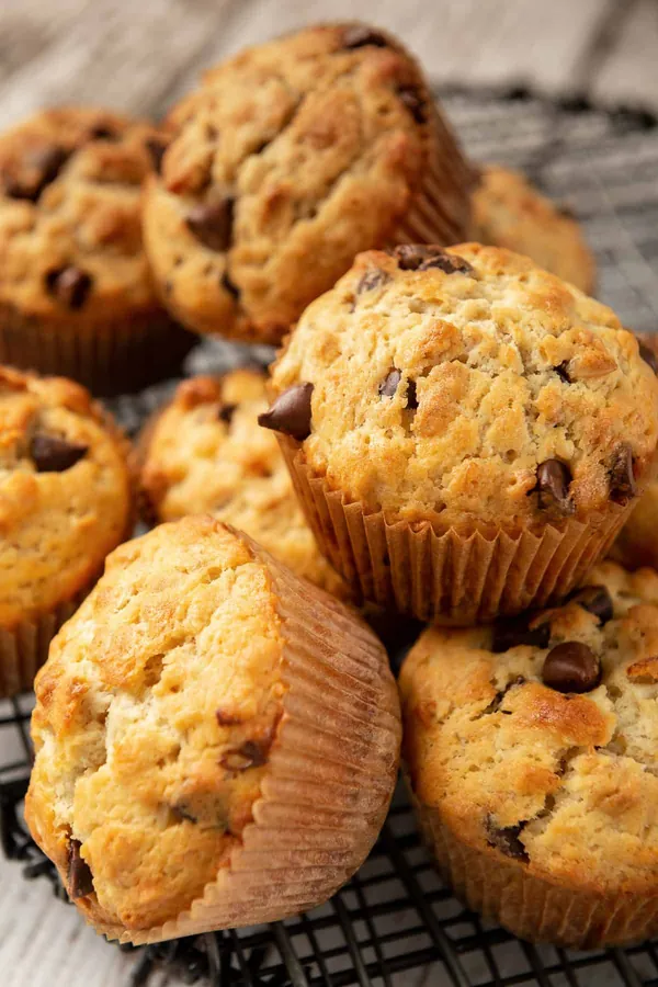 Oatmeal Banana Muffins with Chocolate Chips