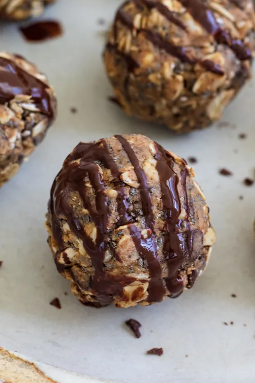 oatmeal protein bliss balls (no dates)