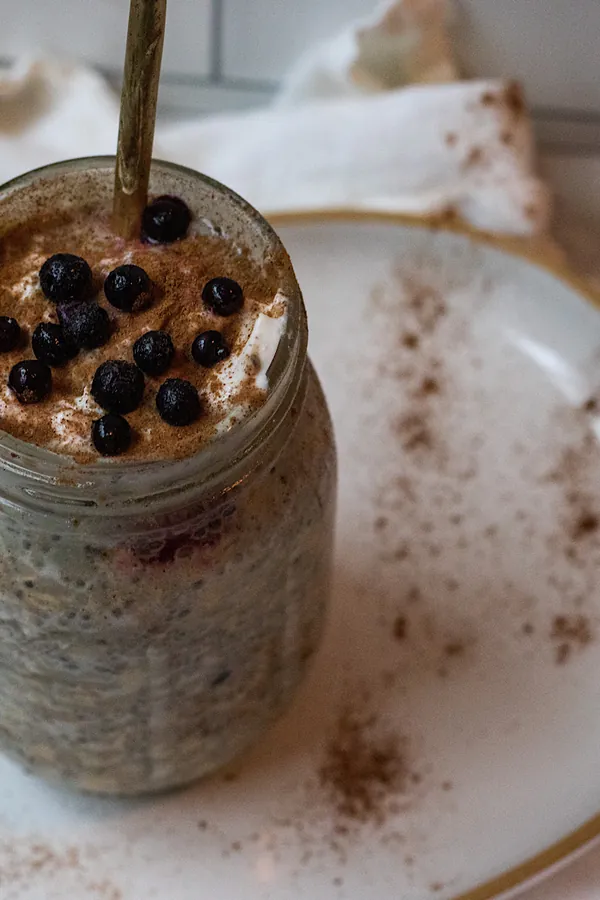 Overnight Oats with Frozen Berries and Protein Powder
