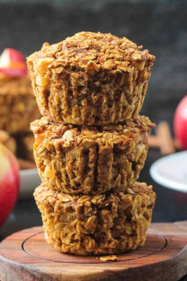 Pumpkin Baked Oatmeal Cups with Apples