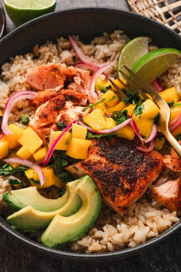 Salmon with Mango Salsa and Rice