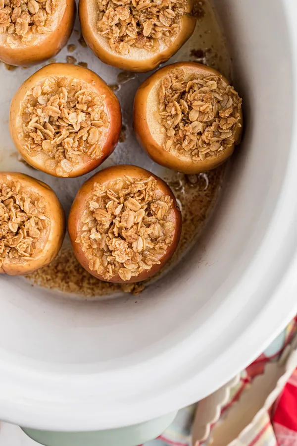Slow Cooker Baked Apples