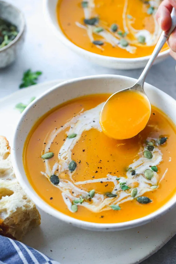 Slow Cooker Butternut Squash Soup