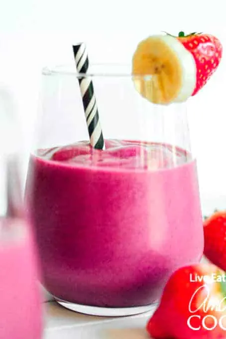 Strawberry Beet Smoothie