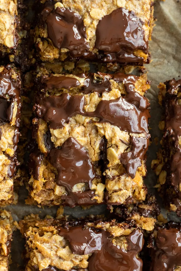 Sweet Potato Oatmeal Chocolate Chip Bars (vegan and healthy)