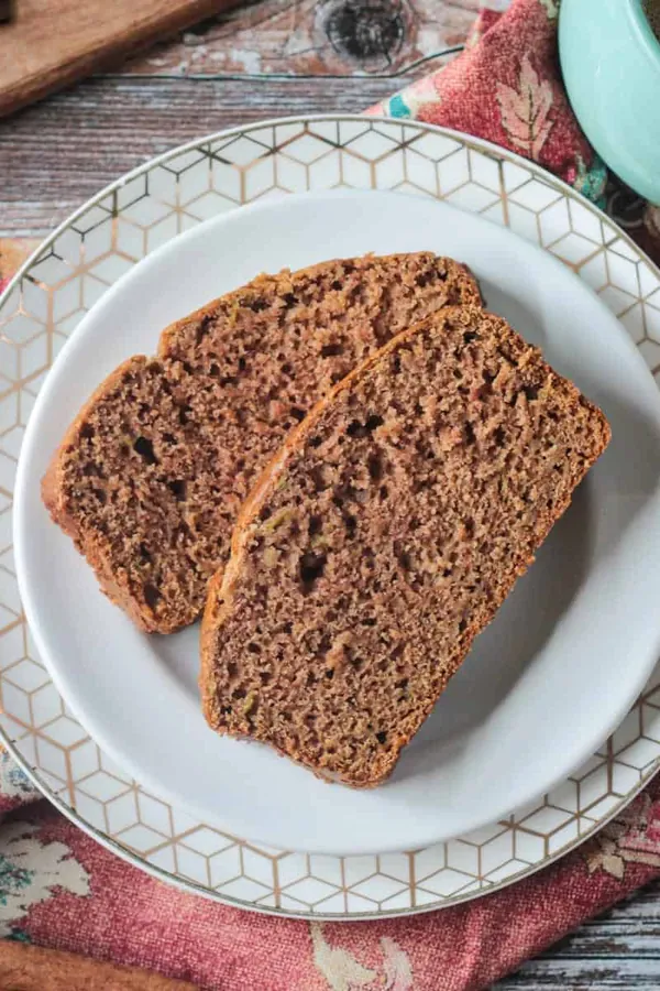 Vegan Apple Cinnamon Bread