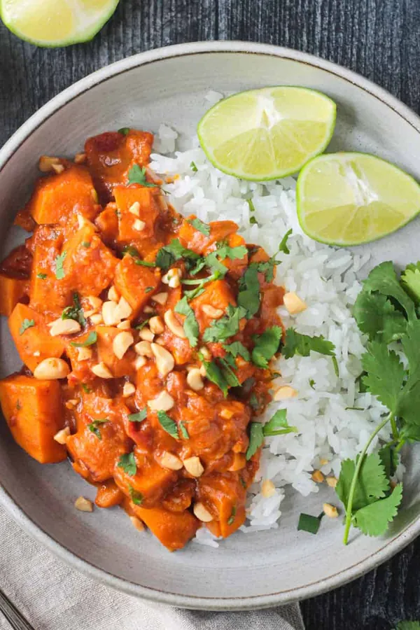 Vegan Sweet Potato Peanut Butter Curry