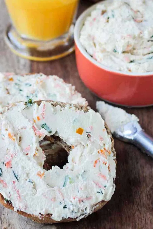 Veggie Cashew Cream Cheese
