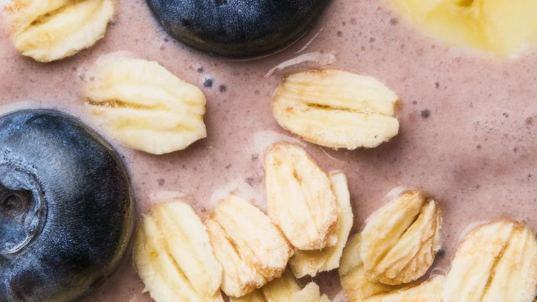 Blueberry Banana Oat Breakfast Smoothie - Featured
