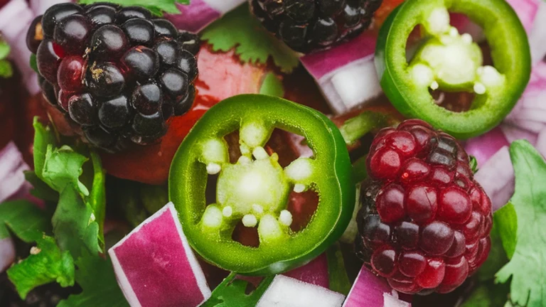 Spicy Blackberry Jalapeño Salsa - Featured