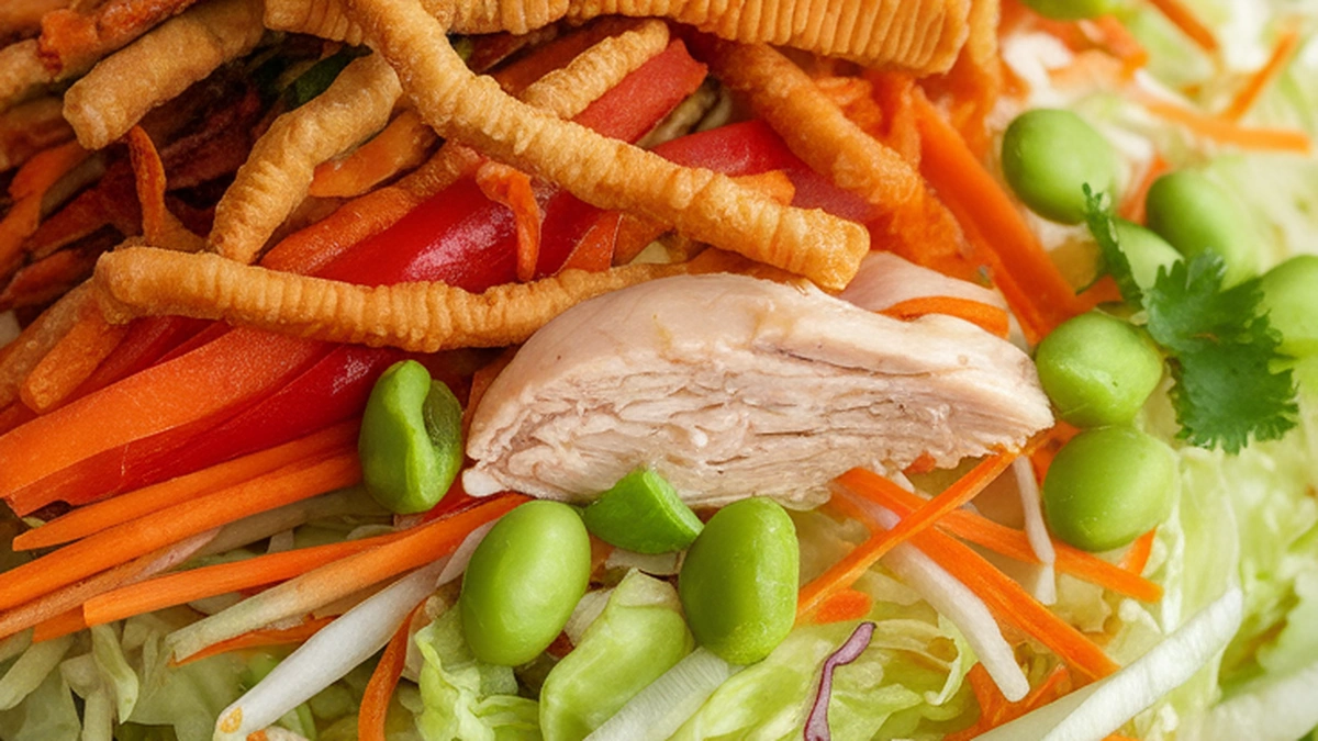 Asian Salad with Chicken - Featured