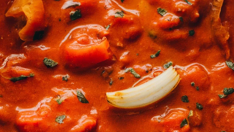 Basic Indian Tomato Gravy - Featured