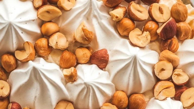 Hazelnut Meringue - Featured
