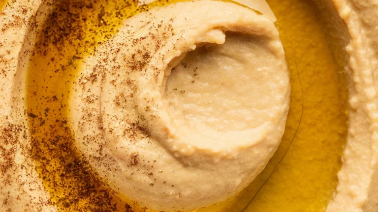 Hummus (Greek) - Featured