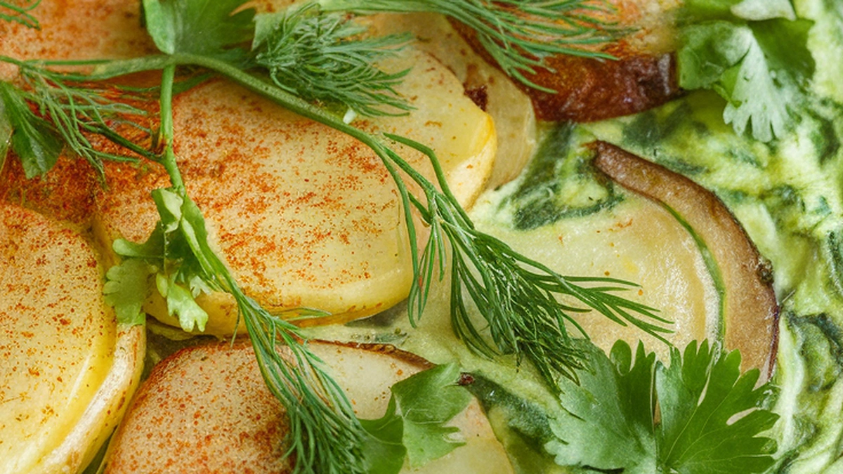 Kuku Sabzi with Potato Slices - Featured
